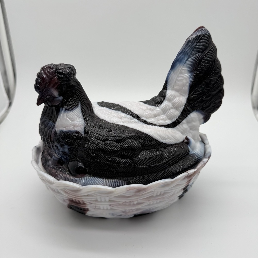 Hen On Nest Slag Pressed Glass Mosser Purple Amethyst White Color 8" Chicken